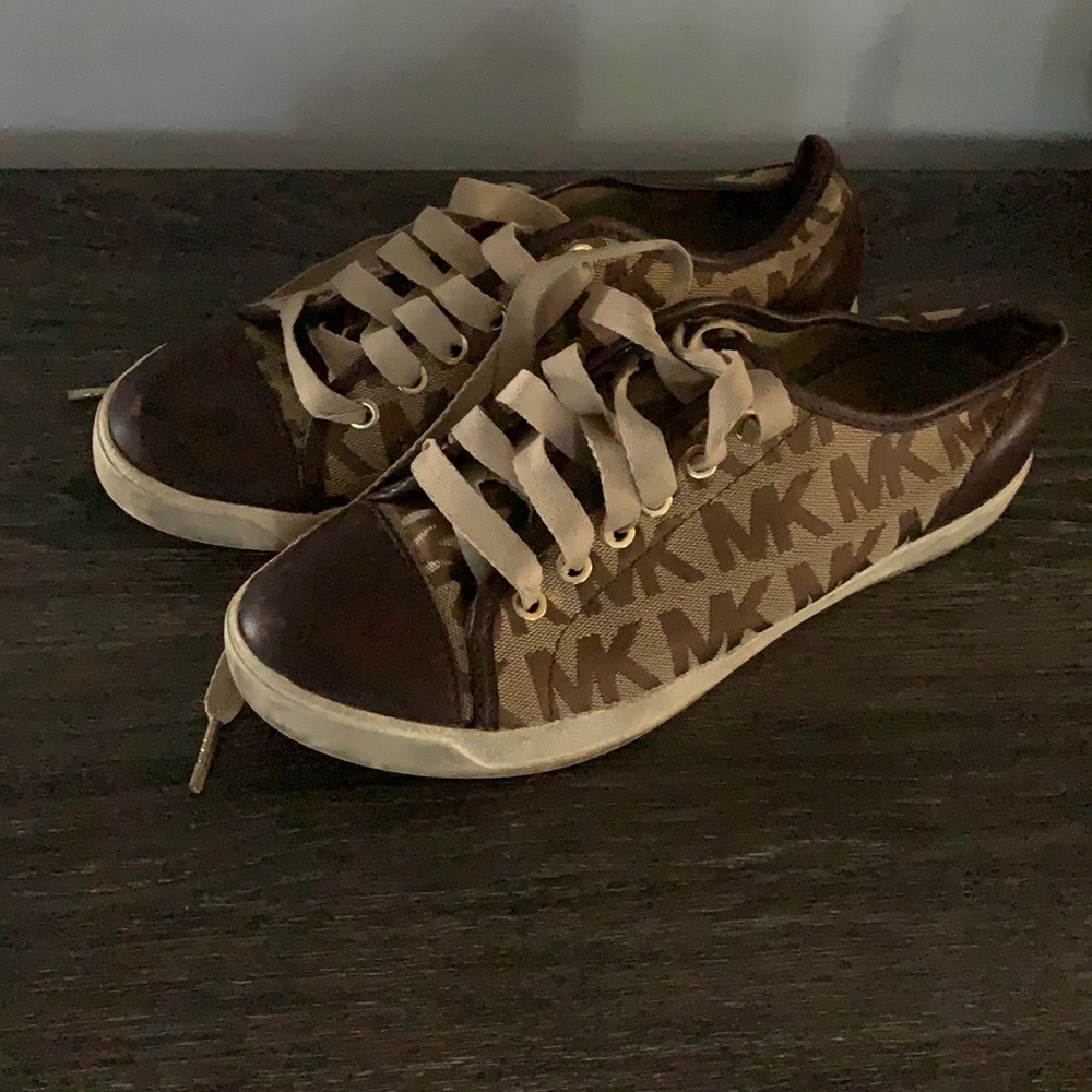 Michael lots sneaker perfect season for them